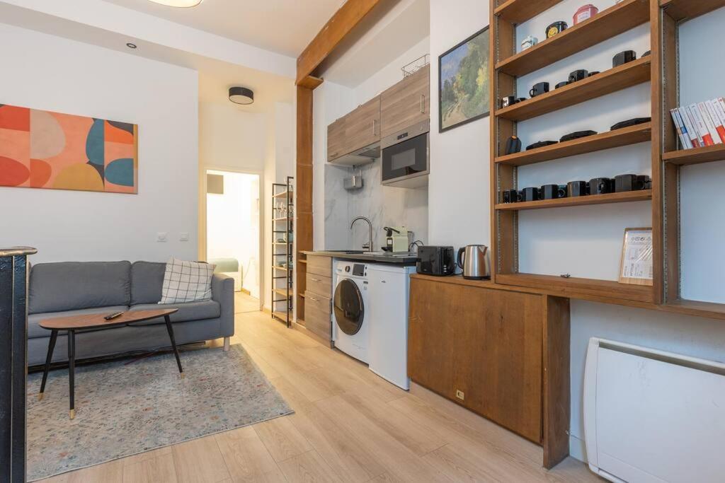 Appartamento Charming Two Bedroom Wagram 17th *